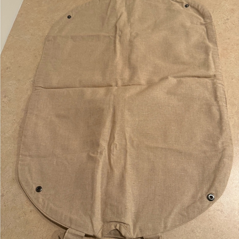 Gucci Beige Travel Garment Bag - Picture 4 of 4